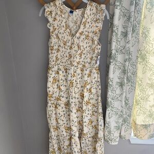 Old Navy Floral Maxi Dress